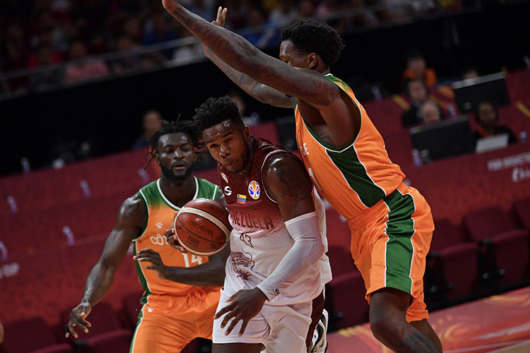 科特迪瓦队将与新西兰队交锋(科特迪瓦国家队) 科特迪瓦队将与新西兰队交锋(科特迪瓦国家队)