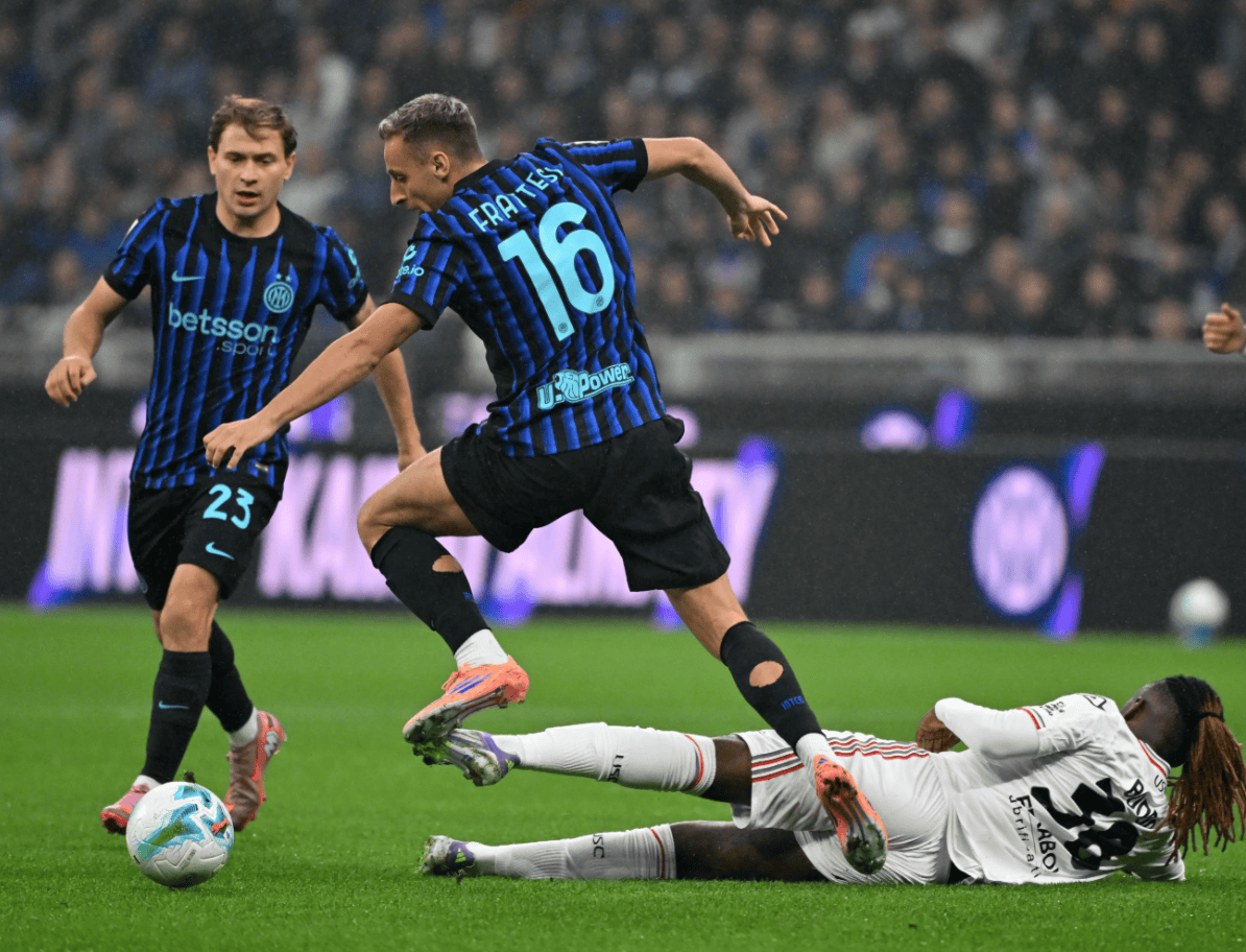 关于热那亚大胜，主力球员表现抢眼备受赞誉的信息