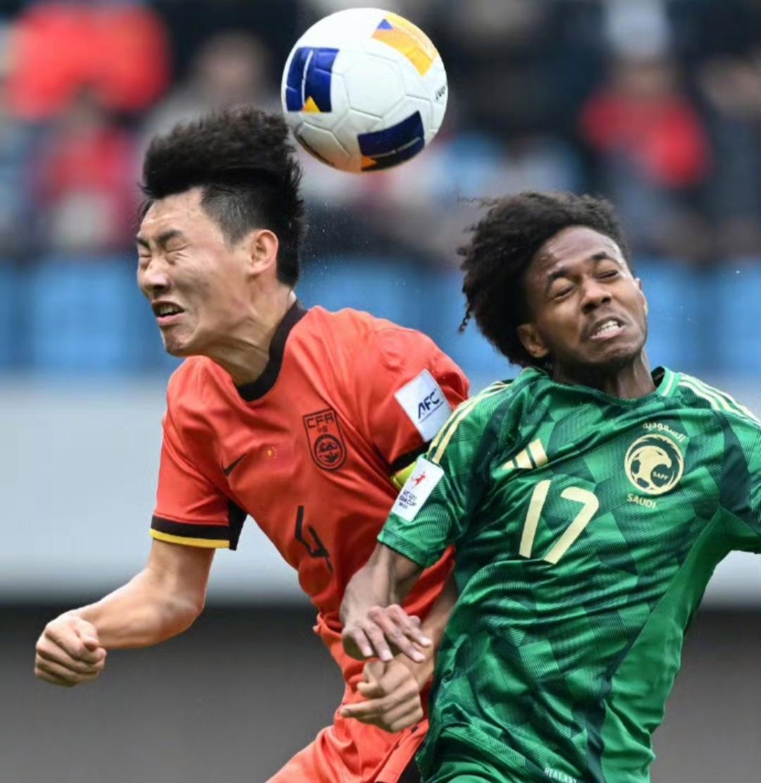 阿根廷河床备战亚足联杯，全队训练热情高涨的简单介绍